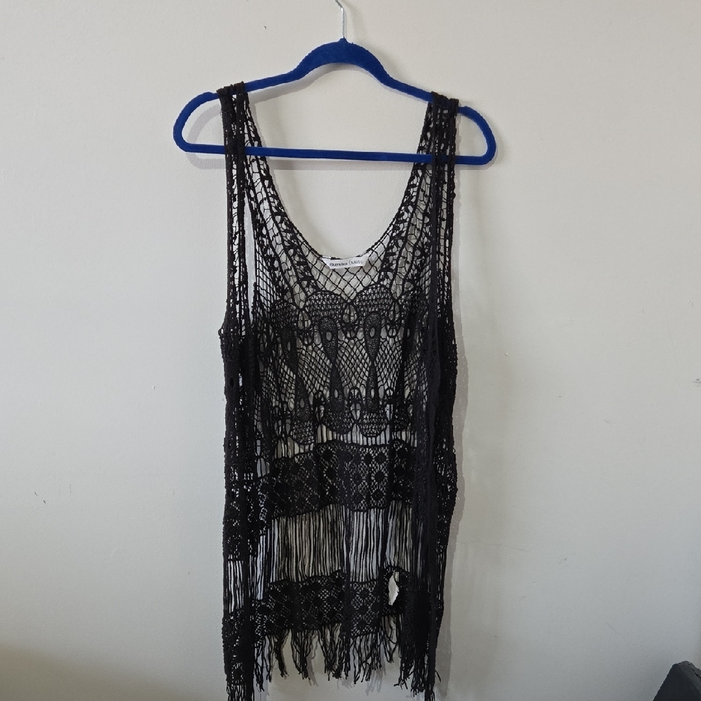Bluenotes Ladies M/L Crocheted Vest